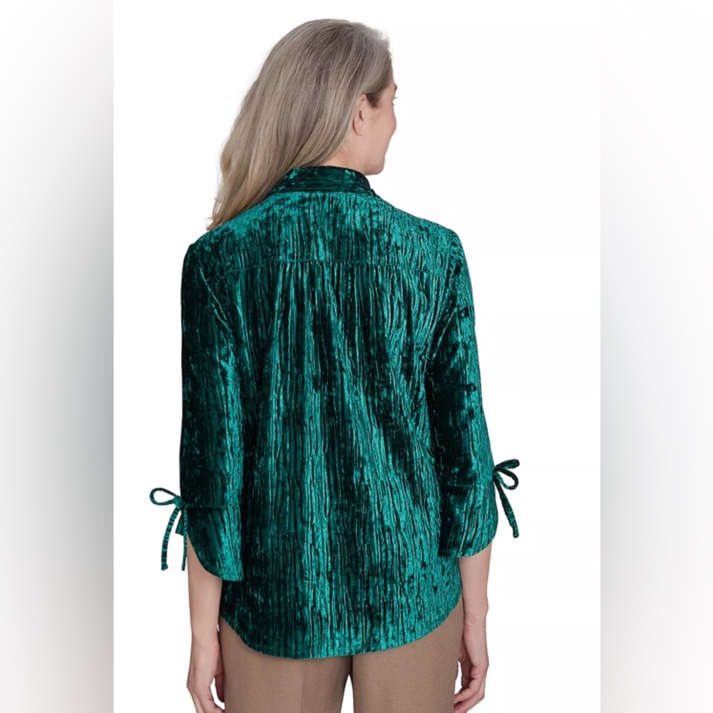 Alfred Dunner XL green crushed velvet button down shirt - Picture 2 of 7